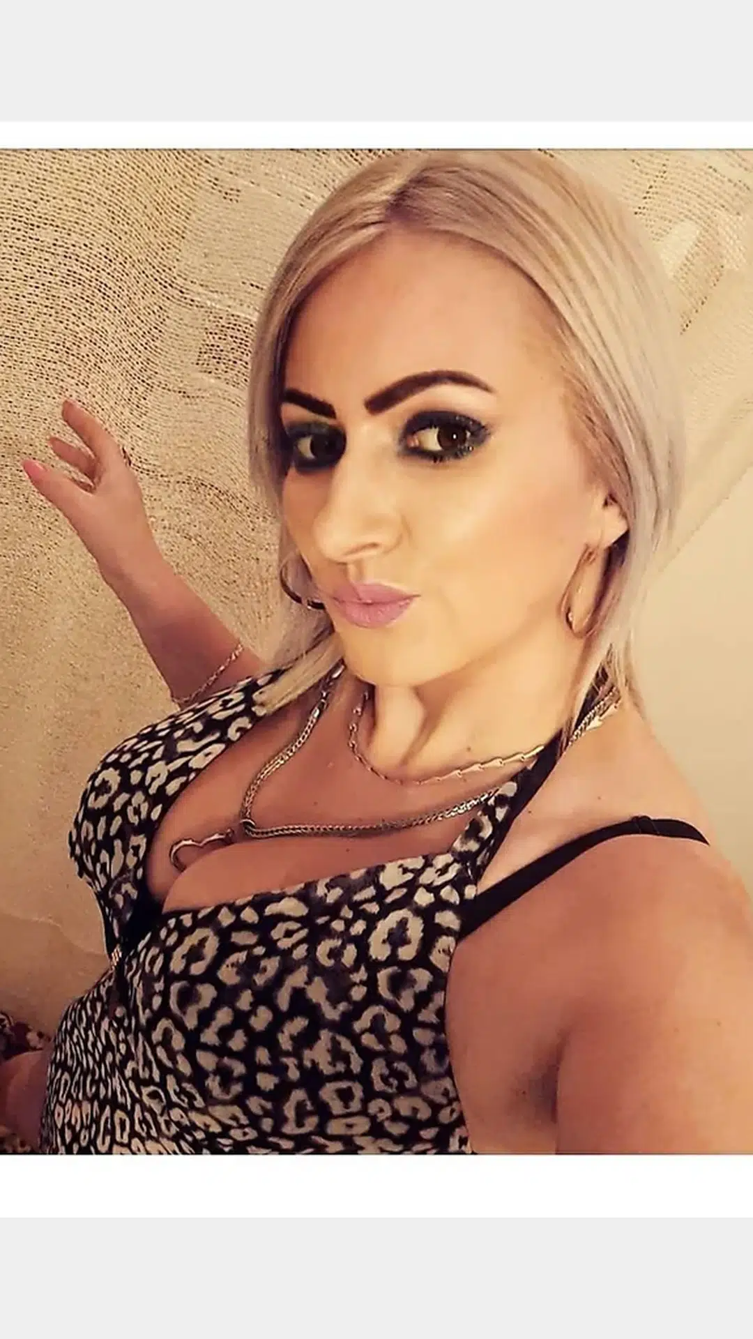 Beylikdüzü escort makalesi için kütüphane görseli 13, esc kutuphane
